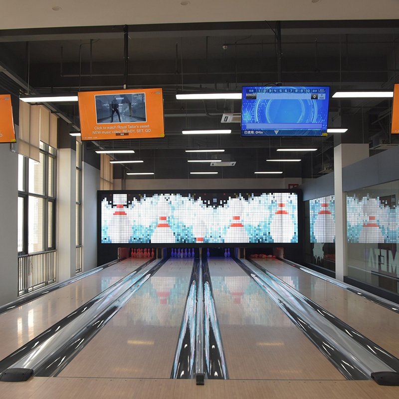 Grote Bowling Experience Hall  - Sports Equipment And Facilities recensie en prijs