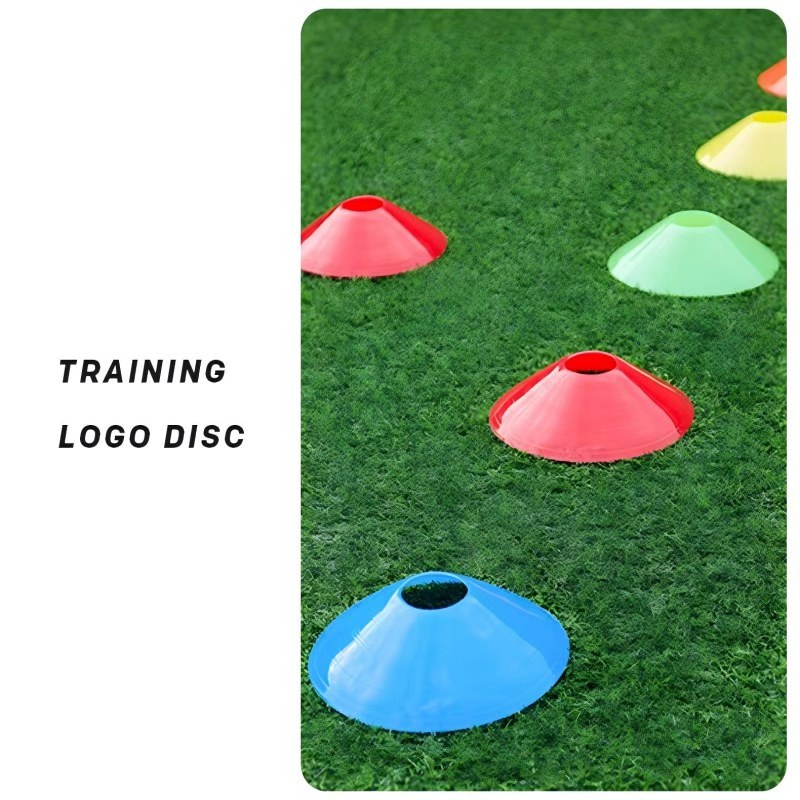 10 stuks voetbal kegel plaat v - Football Training Cone recensie en prijs